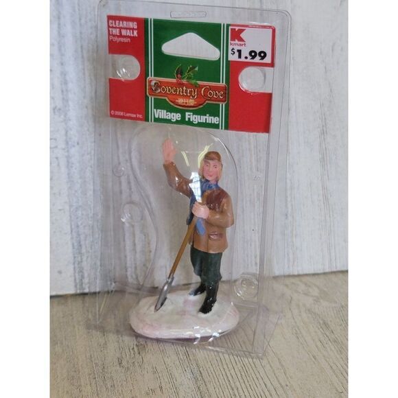 Lemax clearing the walk 2006 Coventry Cove Village accessory Xmas - Picture 2 of 6